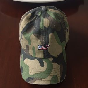 Vineyard Vines Camo Hat